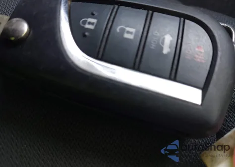 2021 Toyota Camry Le Awd z USA, uszkodzony, nr VIN 4T1C11BKXMU024850